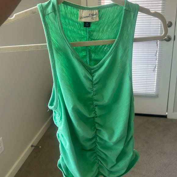 Universal thread green tank - Picture 1 of 2